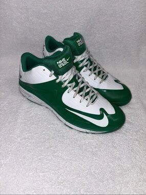 Nike Mens 684690-130 Green & White Lunarlon MVP Pregame 13